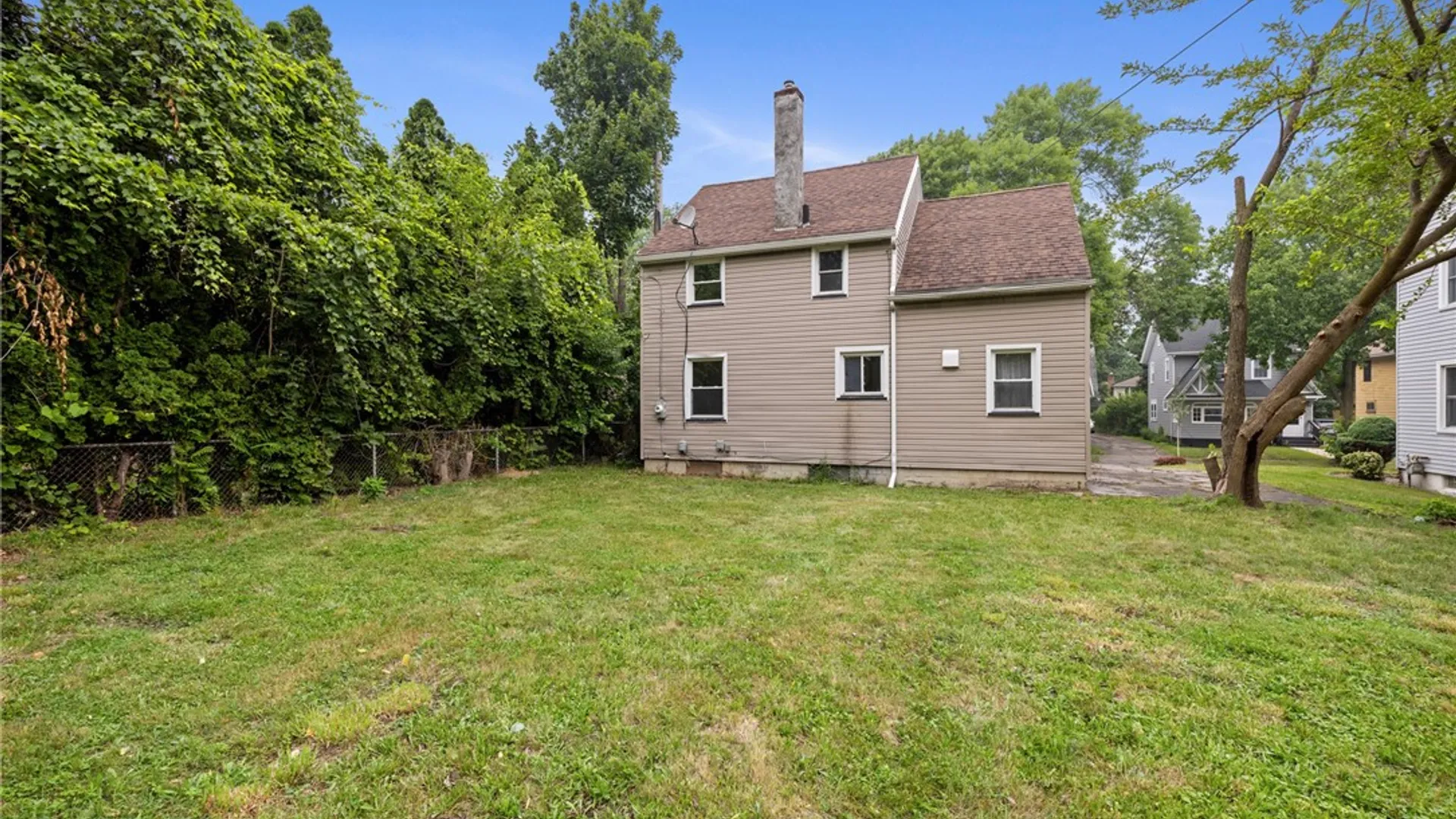 Property at 19 Dorbeth Road, Rochester, NY 14621 22