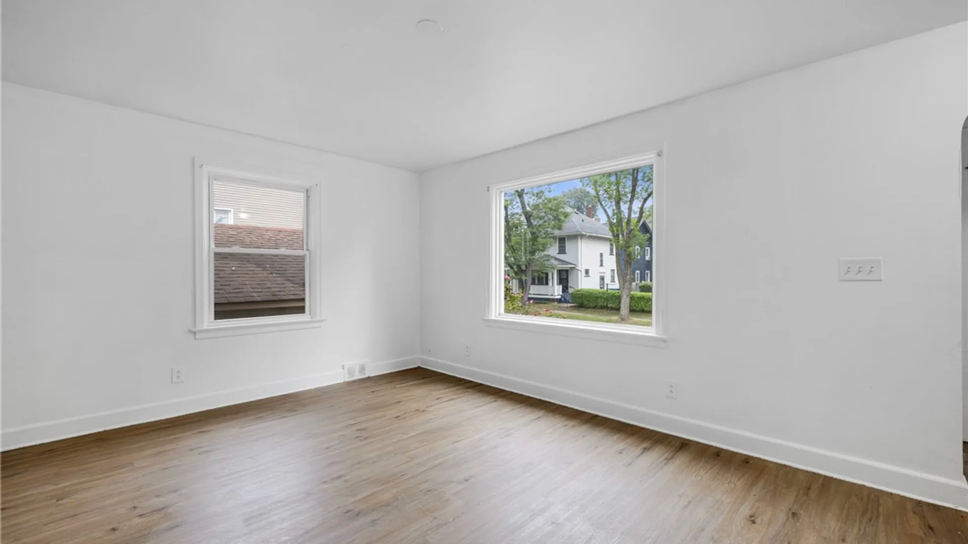 Property at 19 Dorbeth Road, Rochester, NY 14621 4