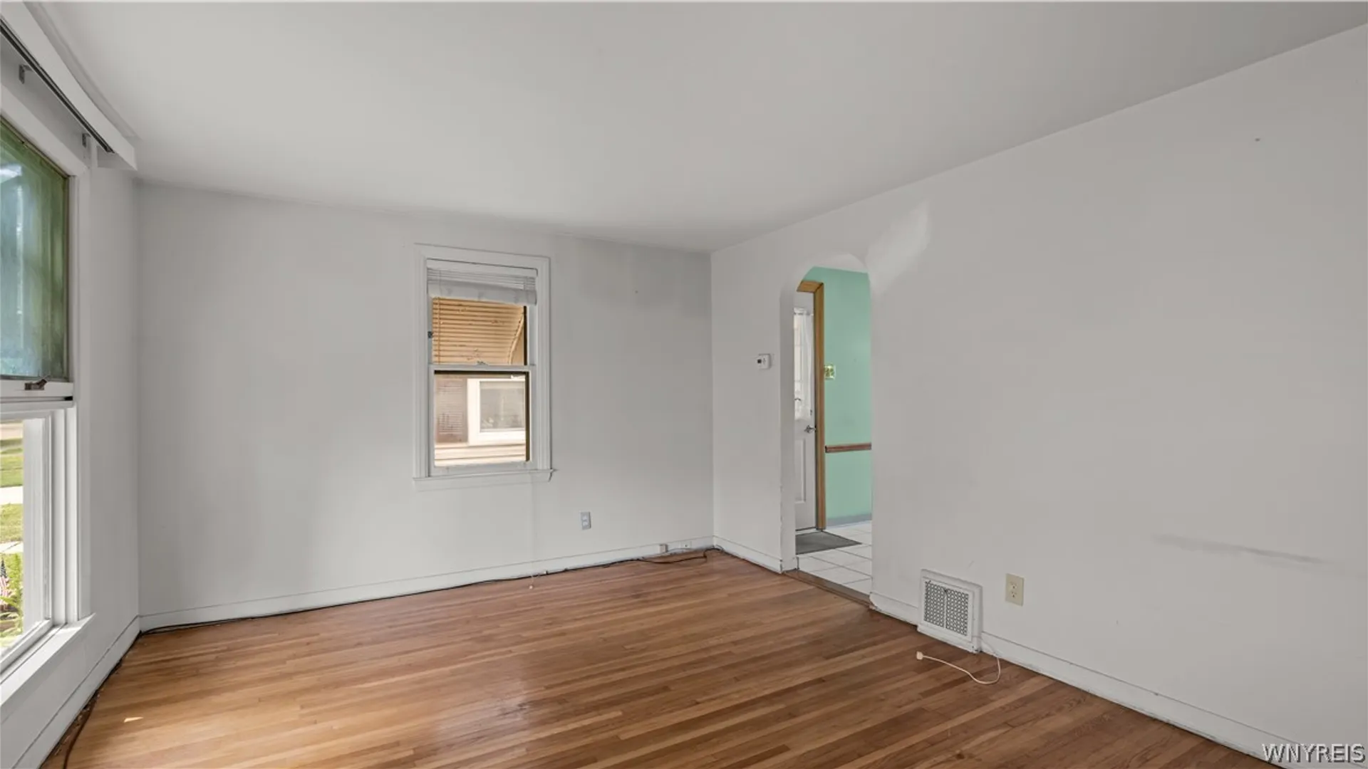 Property at 358 Taunton Place, Buffalo, NY 14216 4