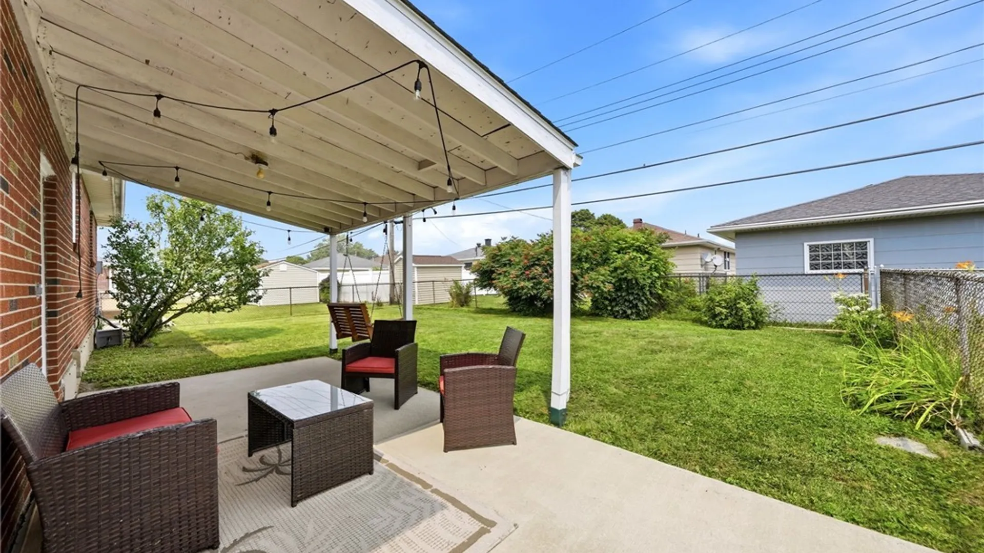 Property at 29 Bay Lane, Cheektowaga, NY 14225 16