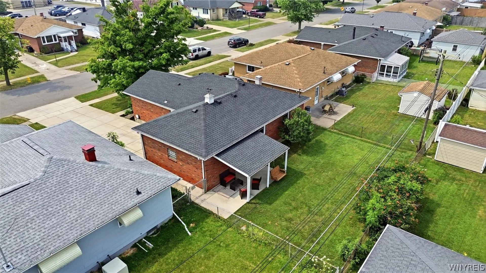 Property at 29 Bay Lane, Cheektowaga, NY 14225 25