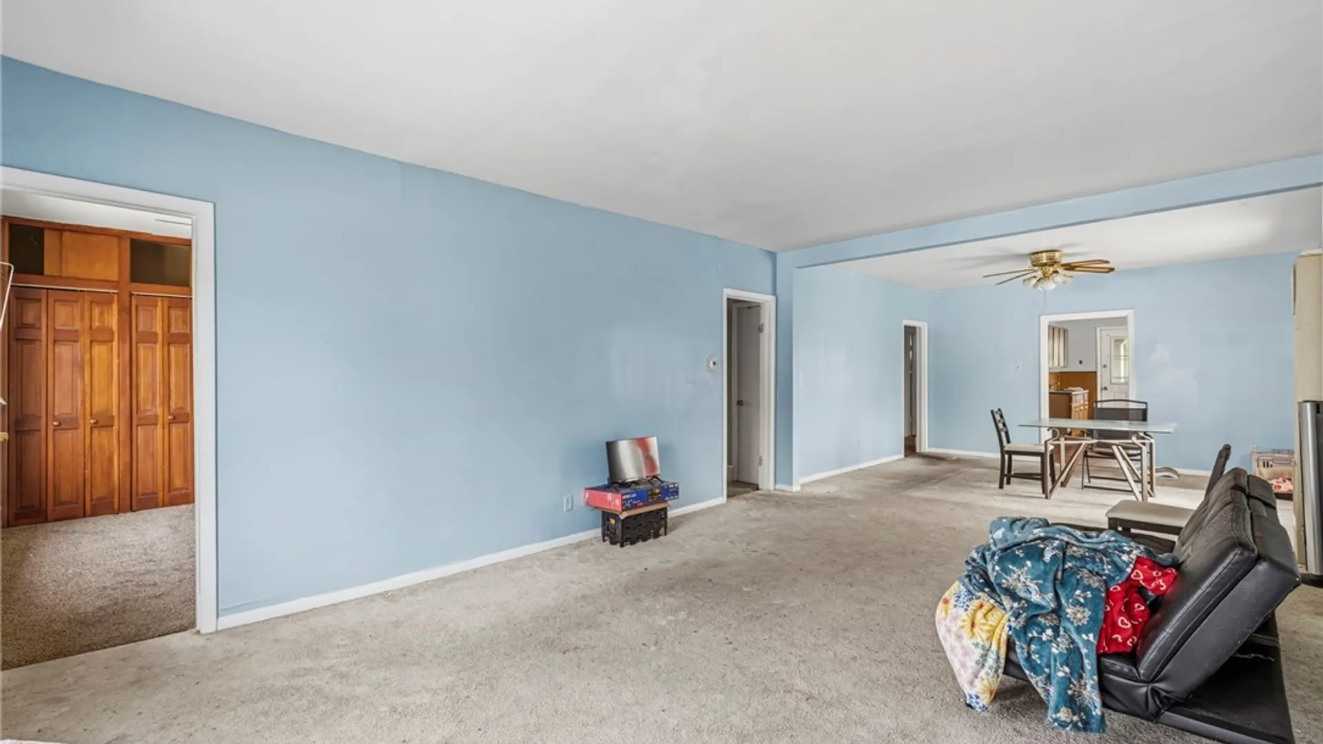 Property at 615 Hopkins Street, Buffalo, NY 14220 23