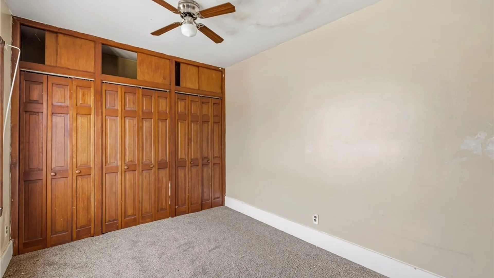 Property at 615 Hopkins Street, Buffalo, NY 14220 32