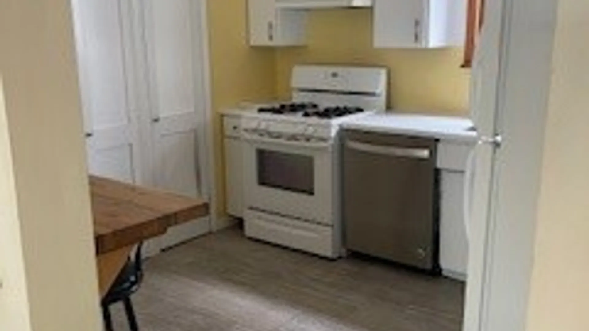 Property at 157 Springville Avenue, Amherst, NY 14226 4
