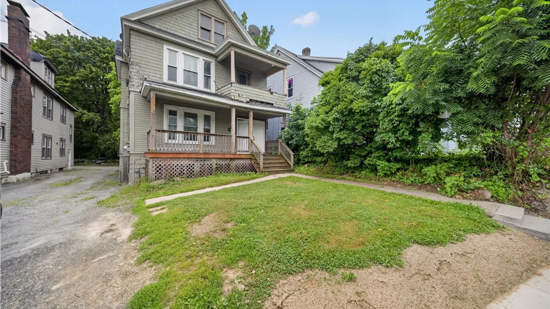 Property at 2410 E Genesee Street, Syracuse, NY 13210 3
