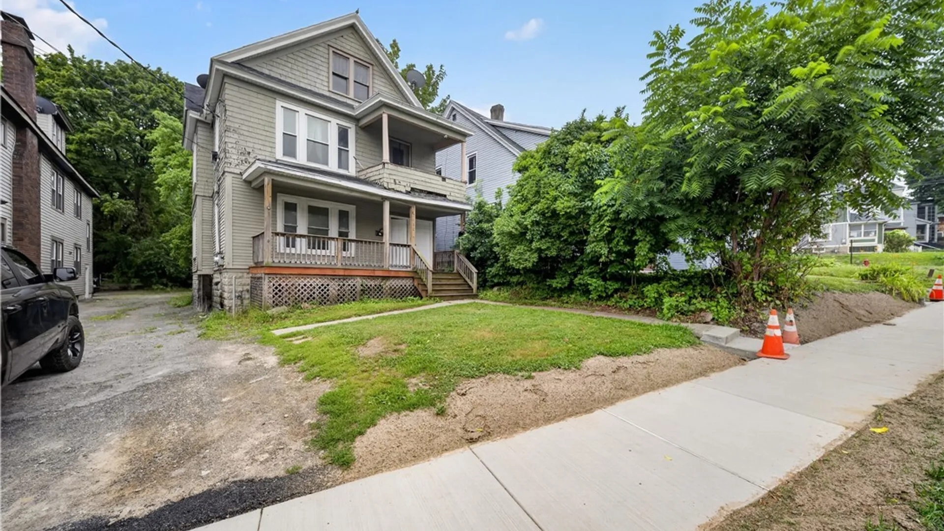 Property at 2410 E Genesee Street, Syracuse, NY 13210 4