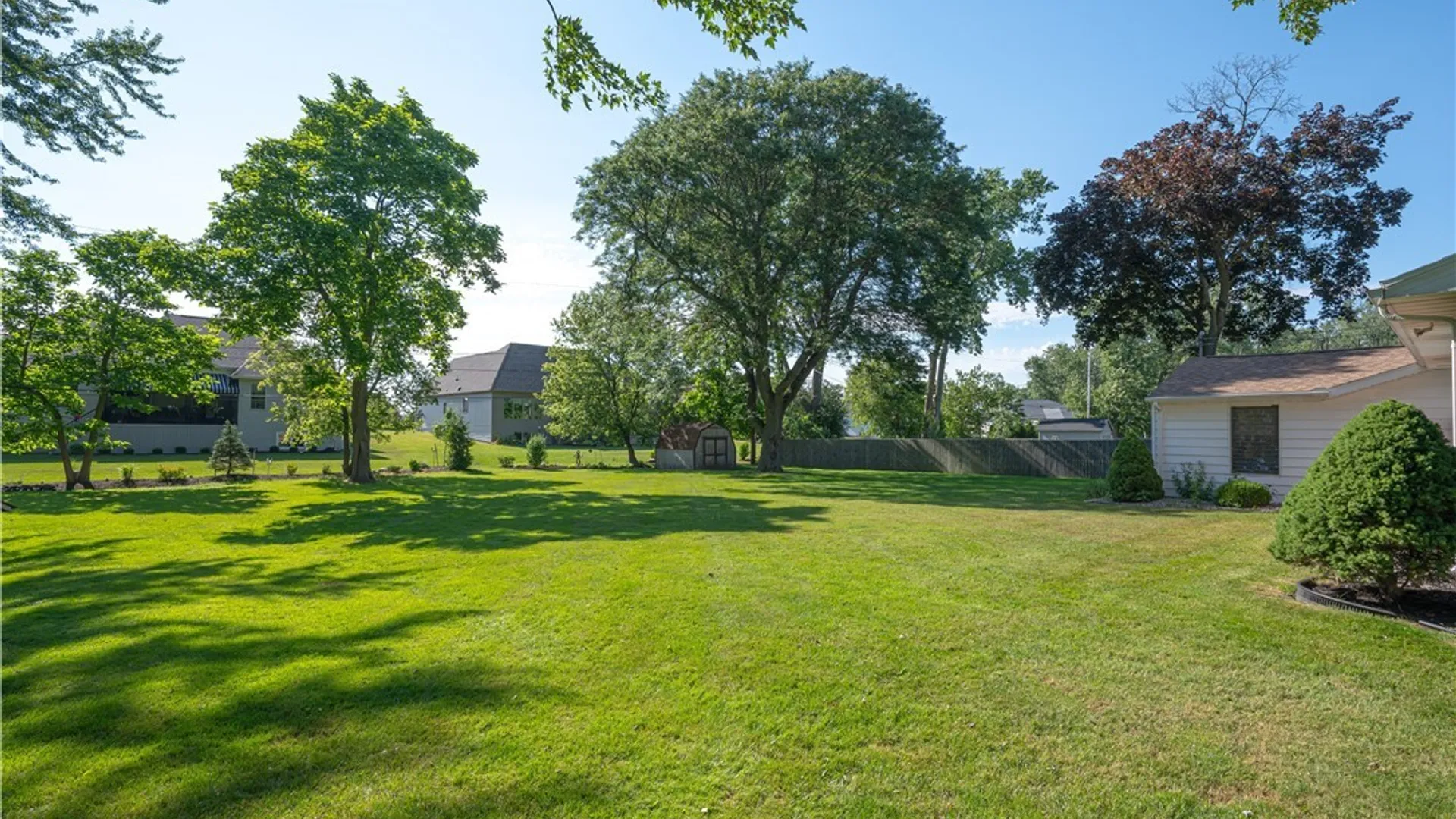 Property at 4502 Gentwood Drive, Clarence, NY 14221 3