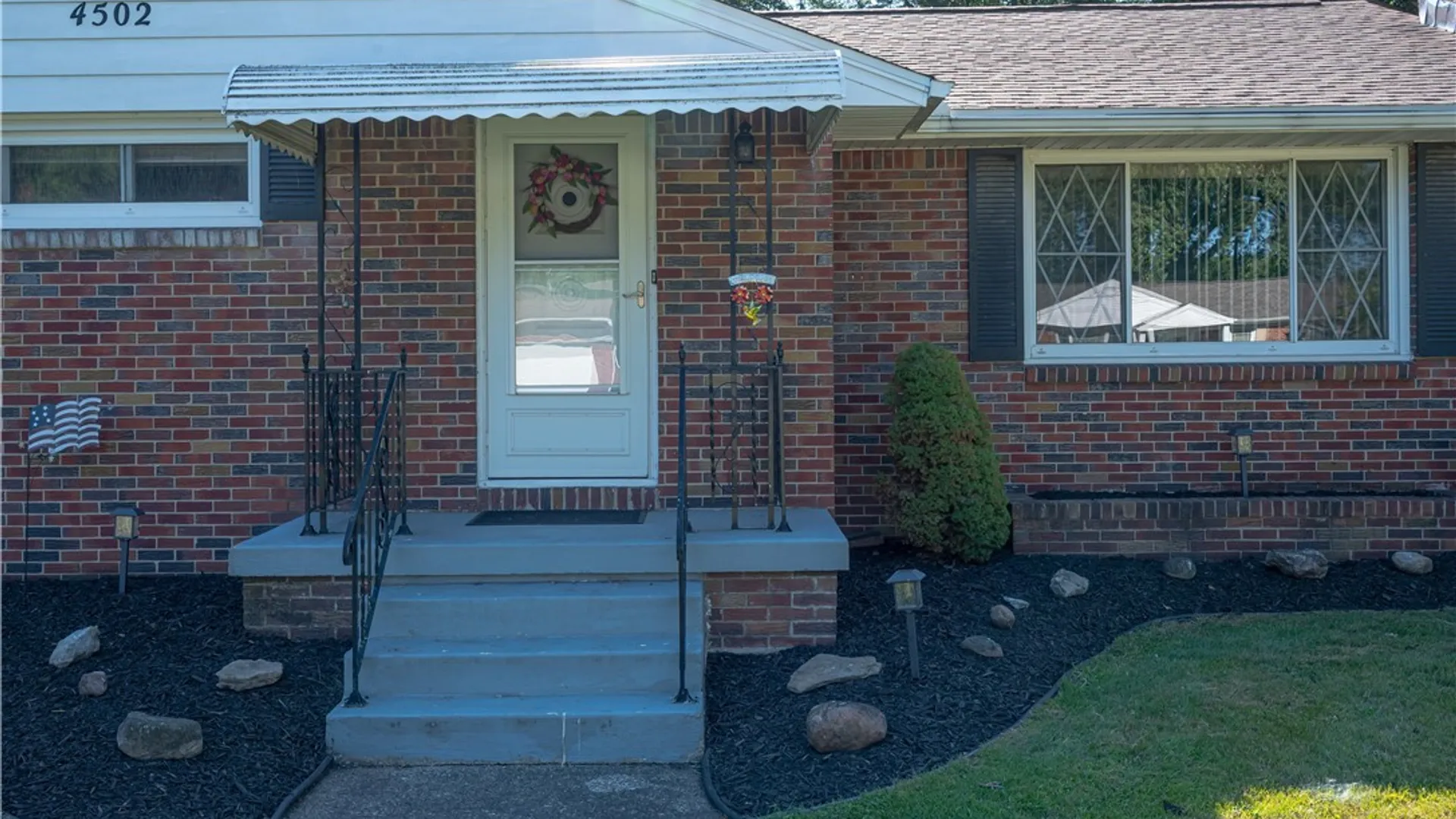 Property at 4502 Gentwood Drive, Clarence, NY 14221 5