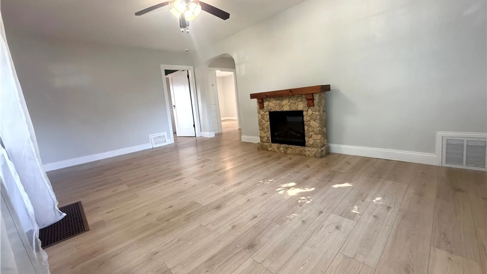 Property at 3 Marks Place, New Hartford, NY 13413 15