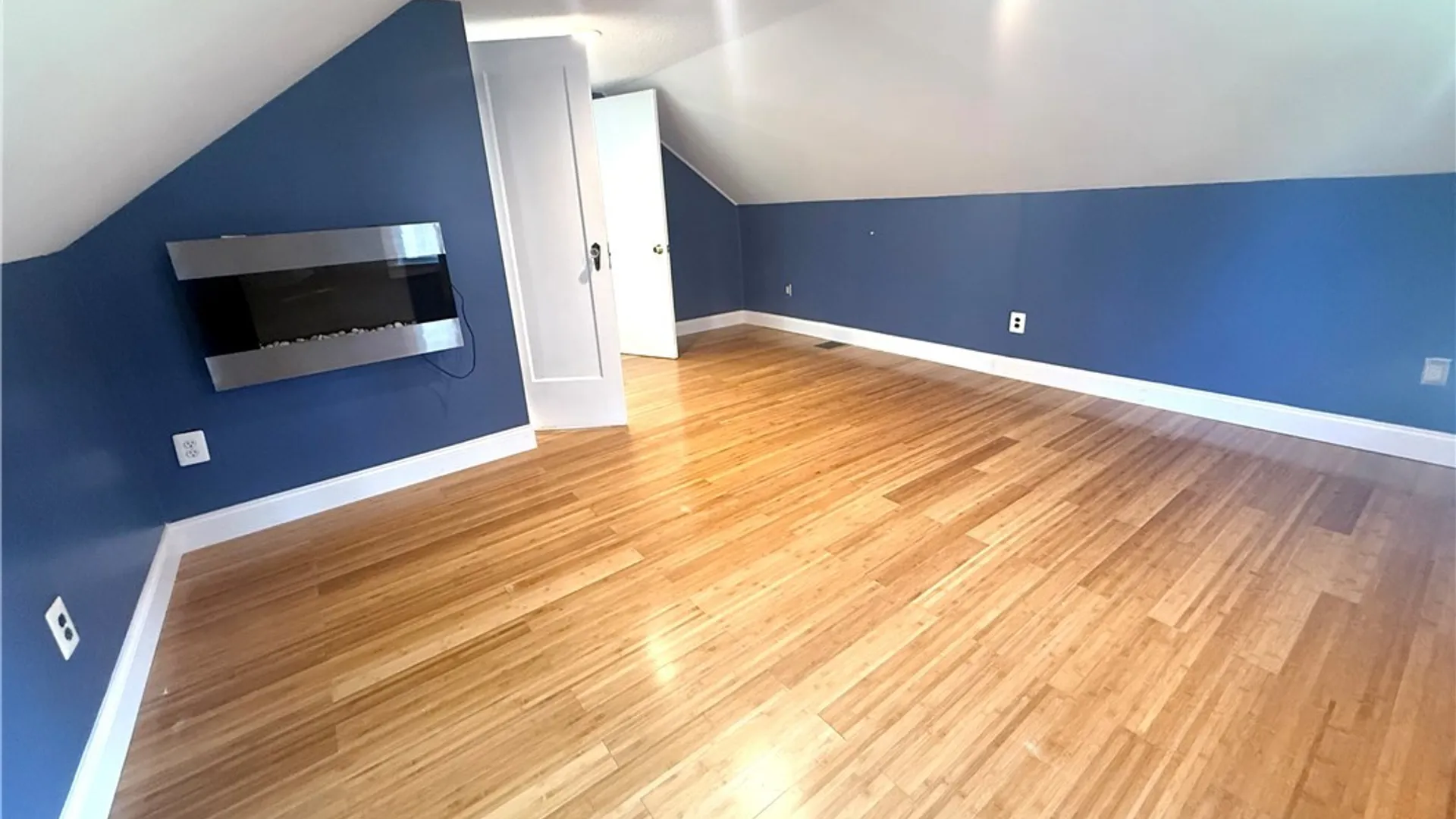 Property at 3 Marks Place, New Hartford, NY 13413 24