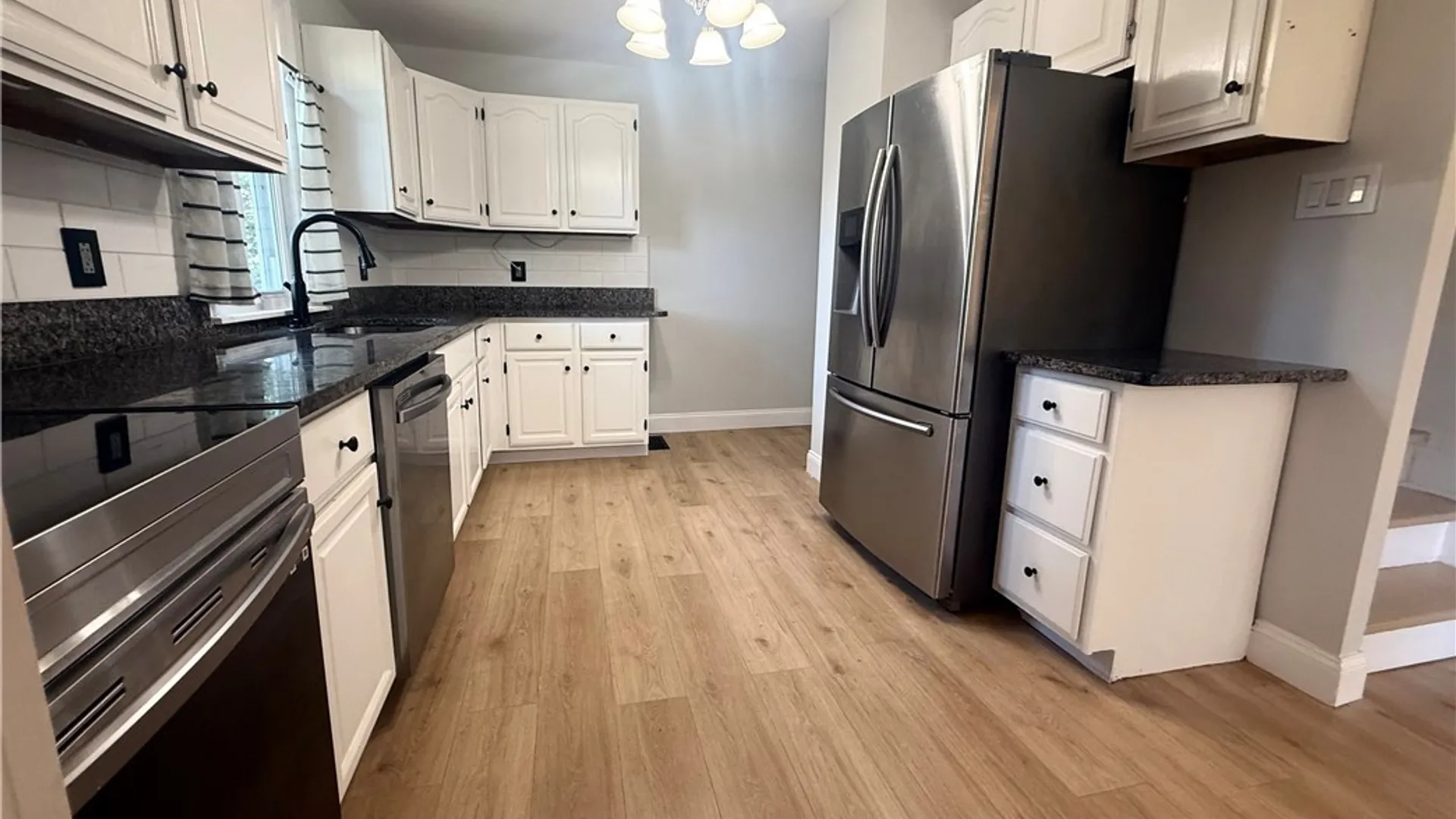 Property at 3 Marks Place, New Hartford, NY 13413 9