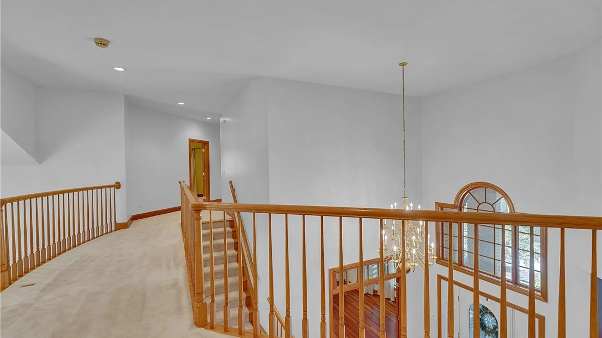 Property at 9683 Cobblestone Drive, Clarence, NY 14031 25