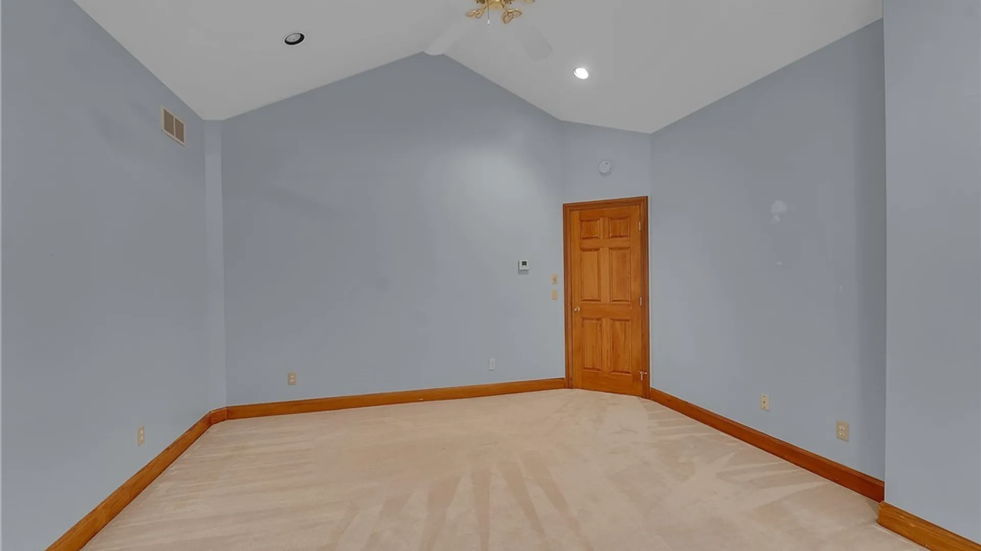 Property at 9683 Cobblestone Drive, Clarence, NY 14031 28