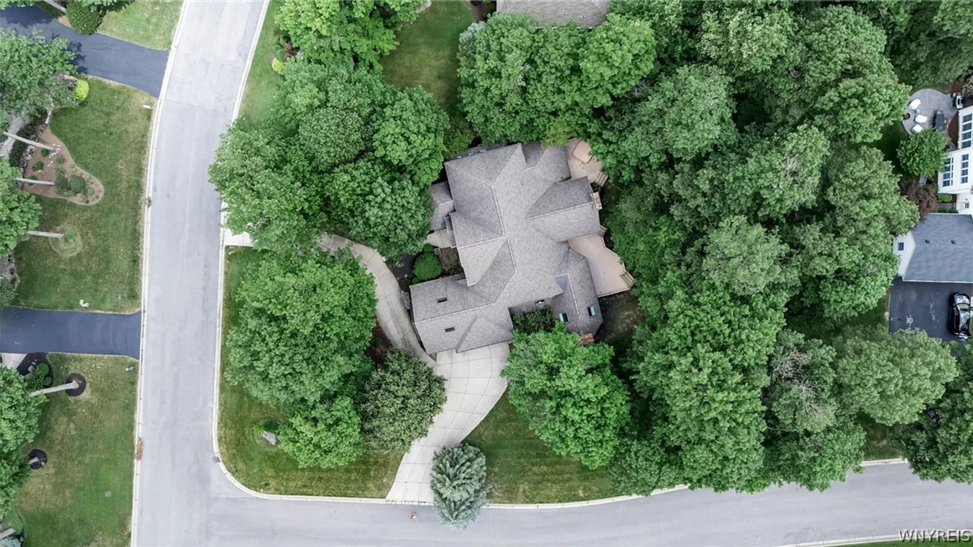 Property at 9683 Cobblestone Drive, Clarence, NY 14031 46