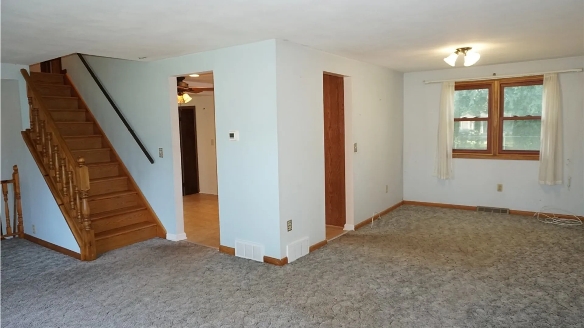 Property at 6189 Ridgecrest Dr, Cicero, NY 13212 6