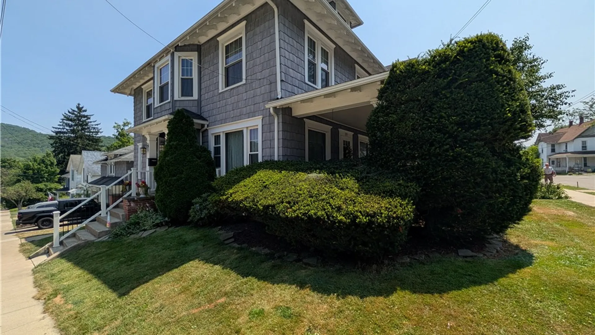 Property at 201 Congress Street, Bradford City, PA 16701 2