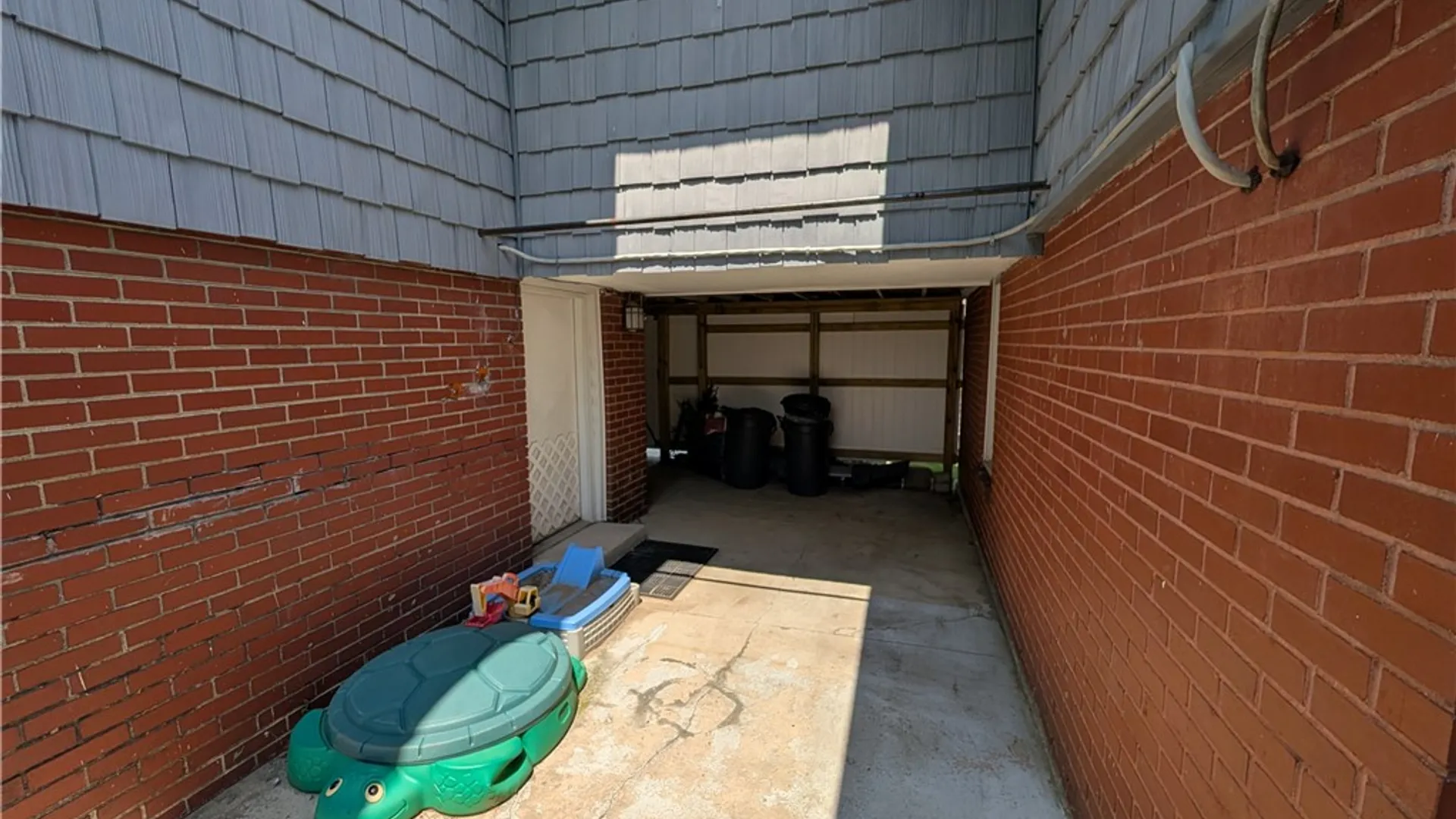 Property at 201 Congress Street, Bradford City, PA 16701 22