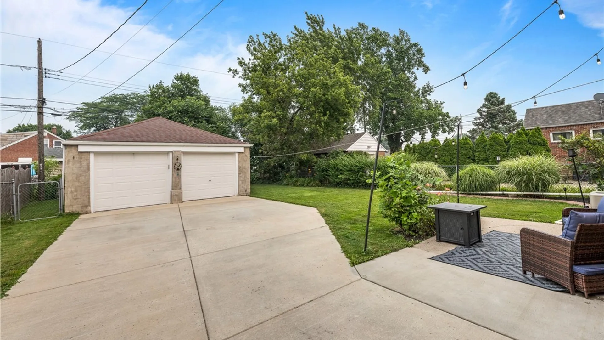 Property at 95 Westland Parkway, Cheektowaga, NY 14225 4