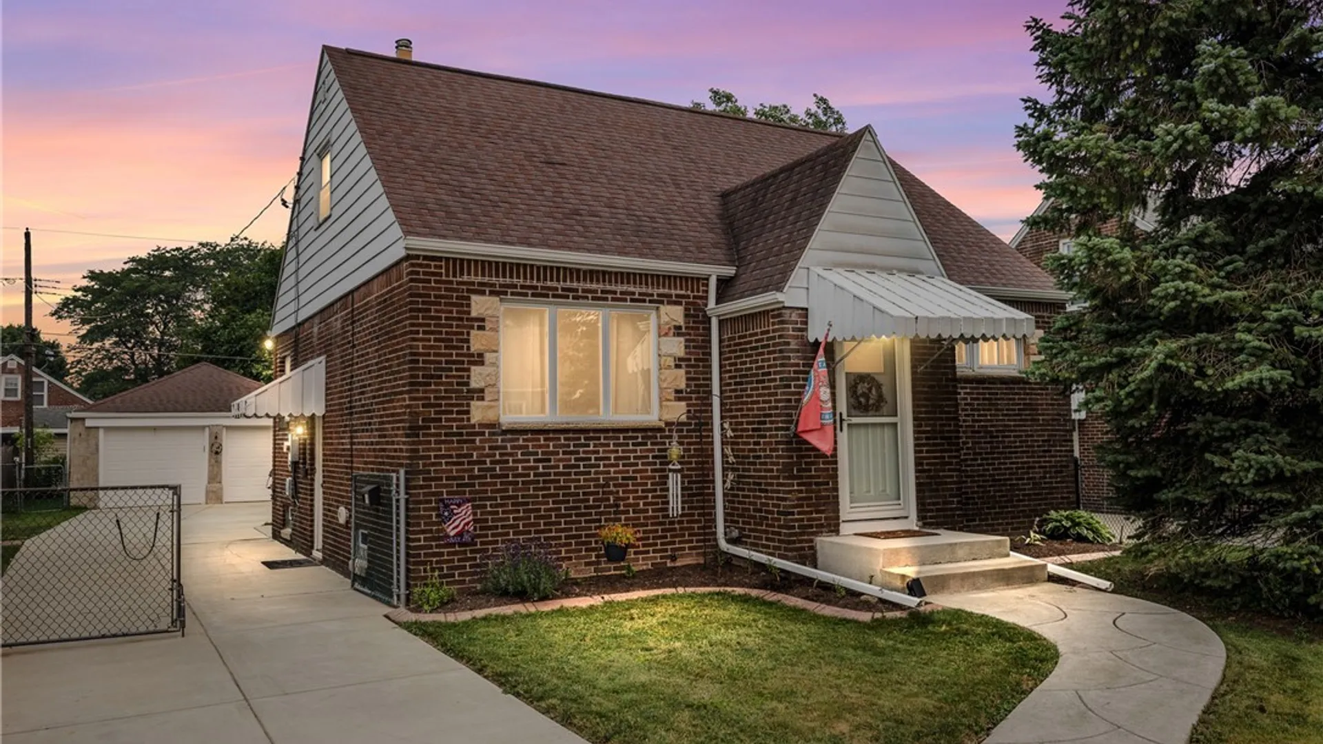 Property at 95 Westland Parkway, Cheektowaga, NY 14225 7
