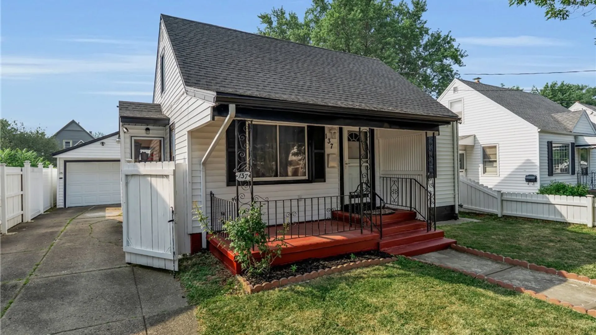 Property at 137 Koester Street, Buffalo, NY 14220 3