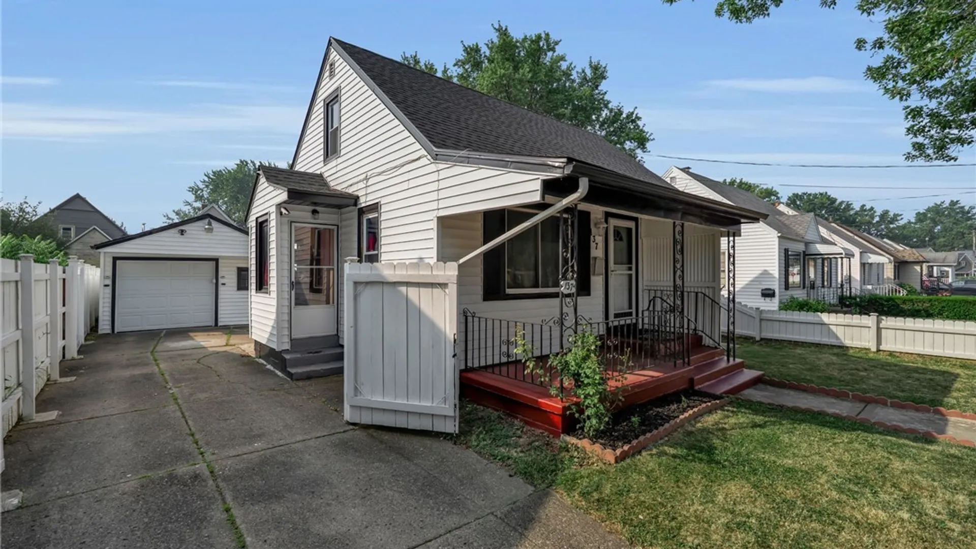 Property at 137 Koester Street, Buffalo, NY 14220 4