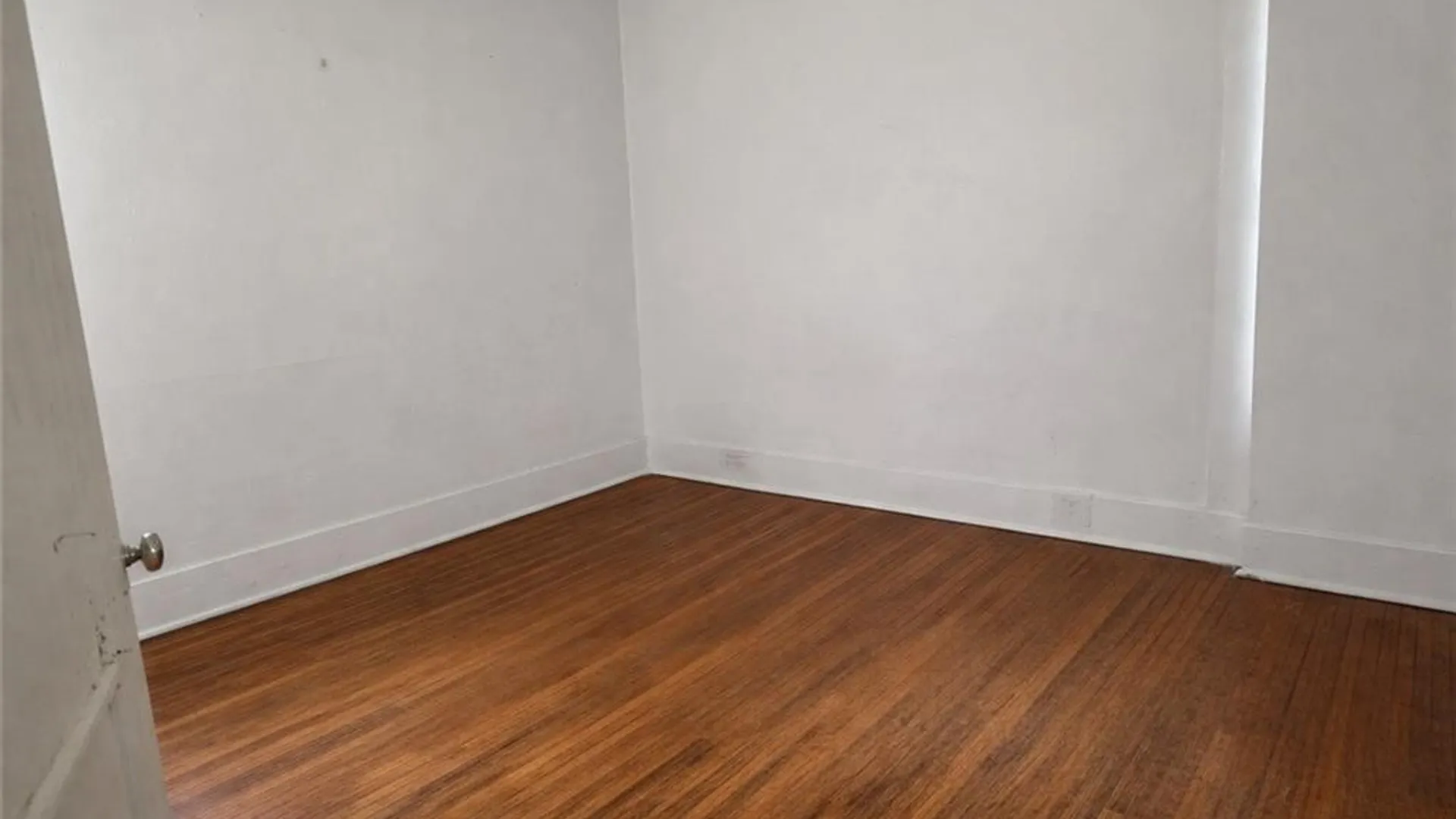 Property at 196 Englewood Avenue, Buffalo, NY 14214 10
