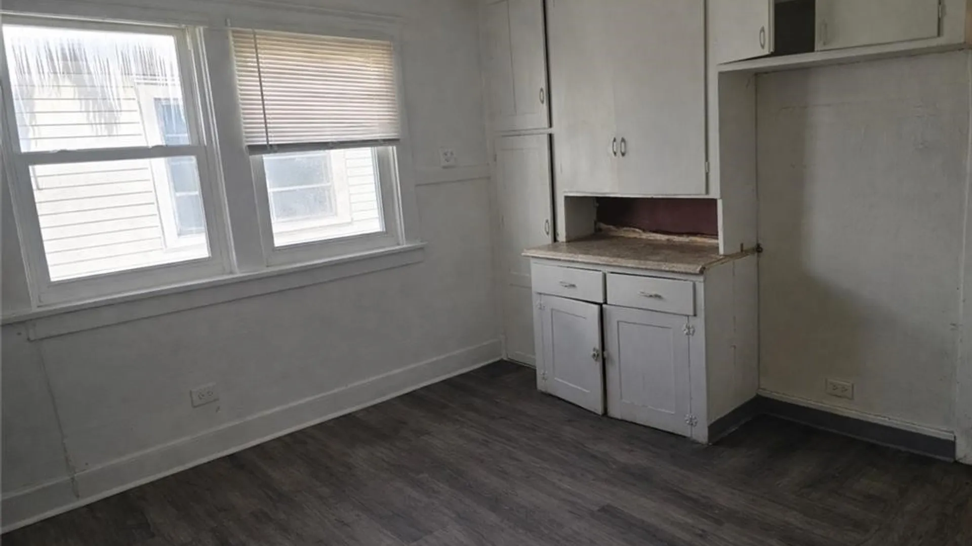 Property at 196 Englewood Avenue, Buffalo, NY 14214 3