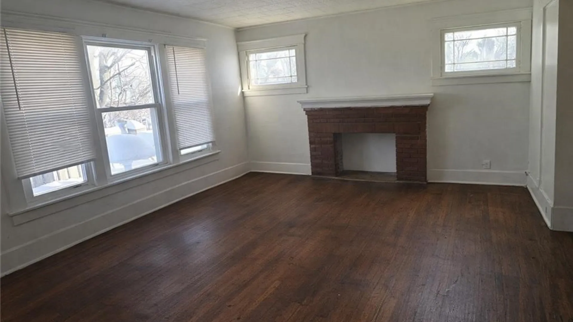 Property at 196 Englewood Avenue, Buffalo, NY 14214 5