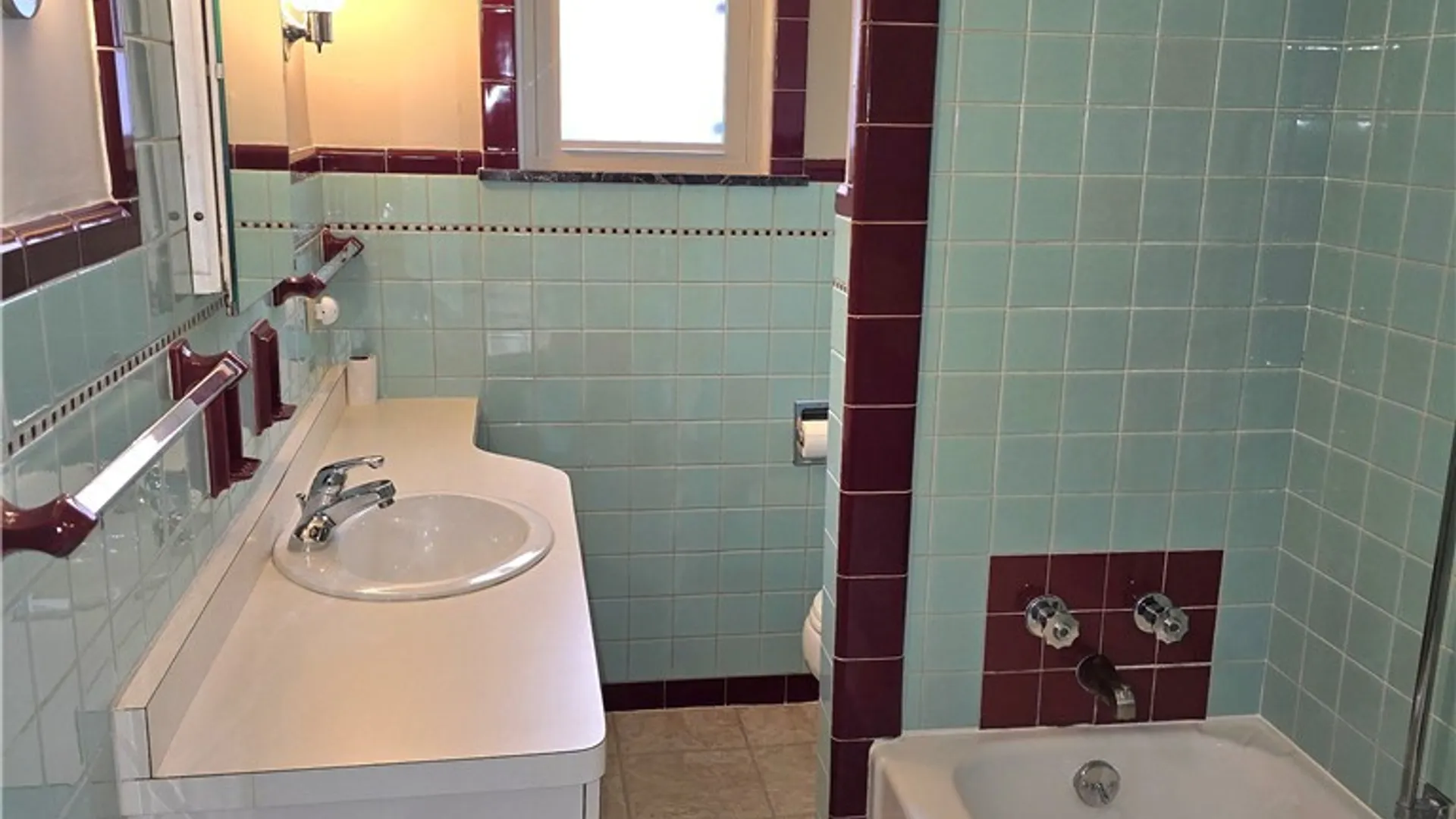 Property at 146 Saranac Avenue, Buffalo, NY 14216 15