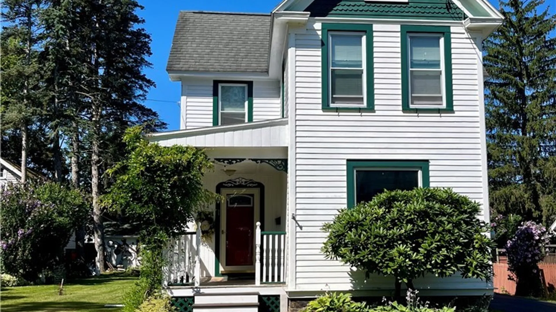 Property at 62 W 2nd Street, Fulton, NY 13069 2