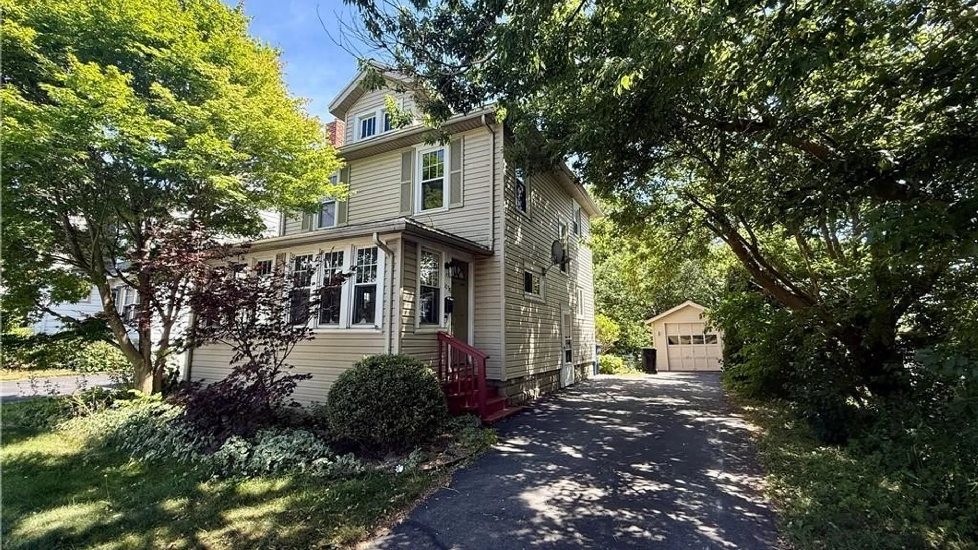 Property at 1038 Sunnycrest Road, Syracuse, NY 13206 2