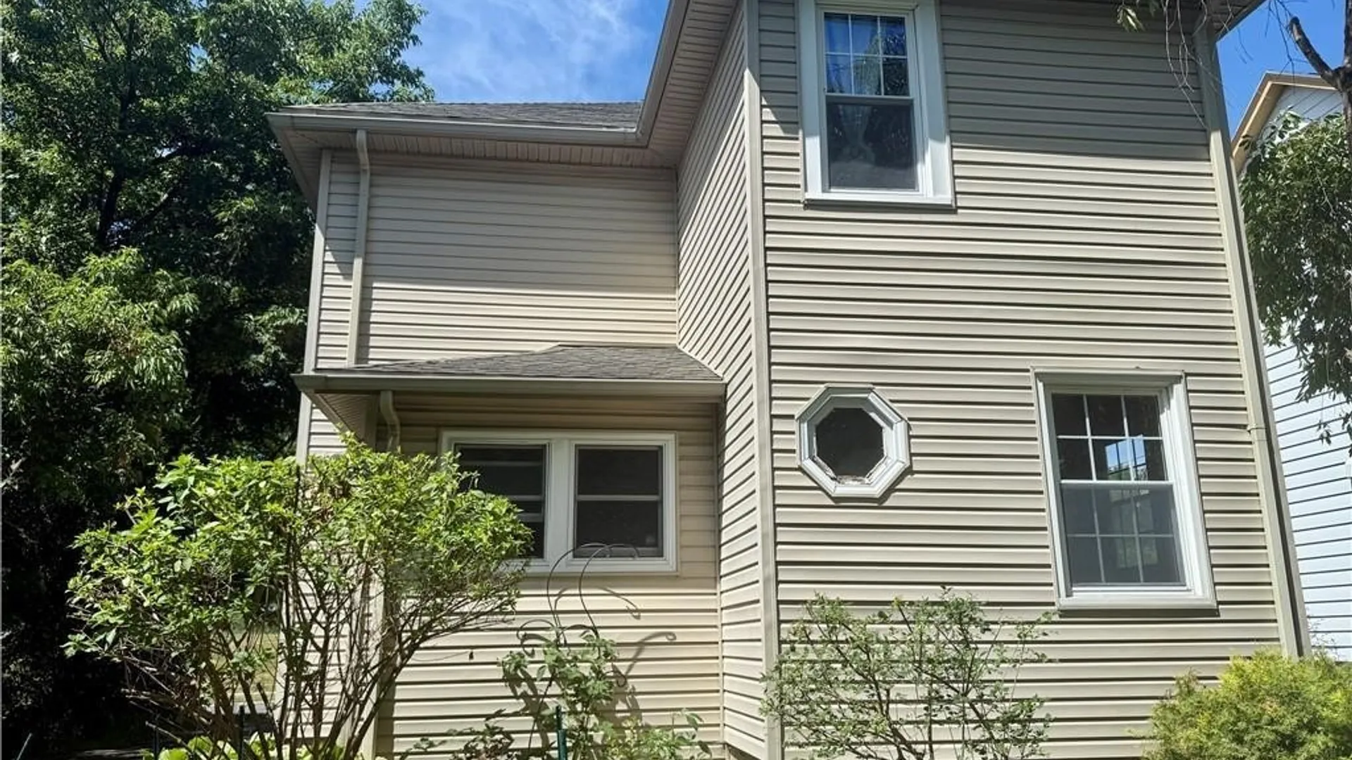 Property at 1038 Sunnycrest Road, Syracuse, NY 13206 3
