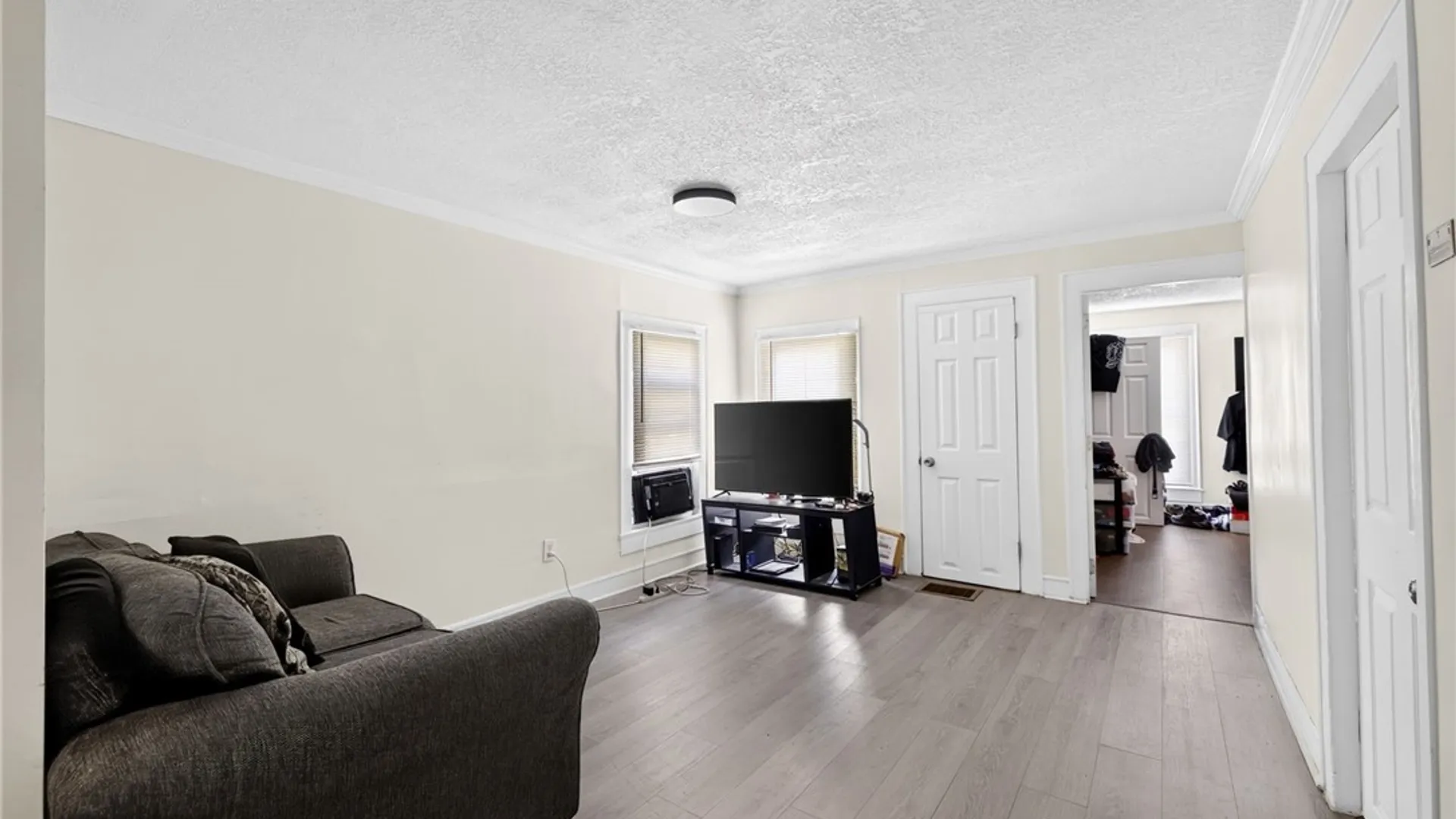 Property at 19 Waverly Place, Rochester, NY 14608 30