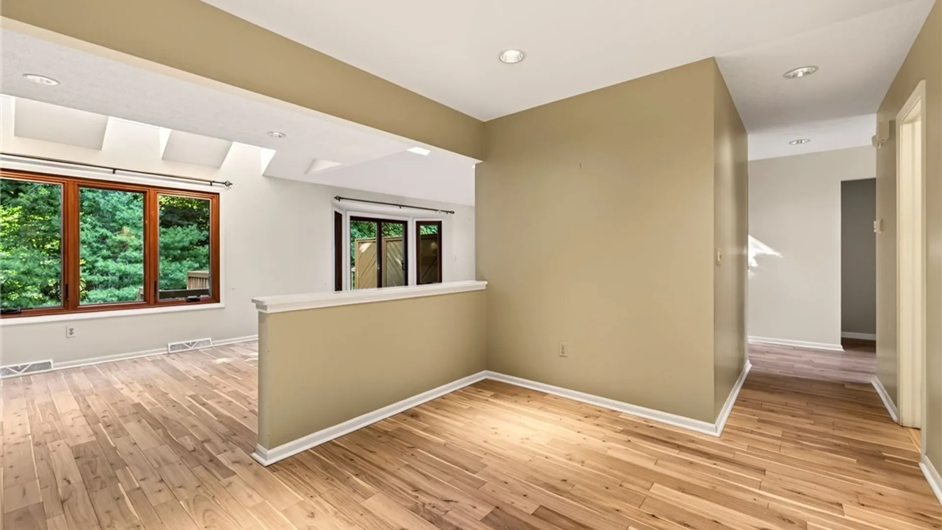 Property at 1140 Hillsboro Cove Circle, Webster, NY 14580 10