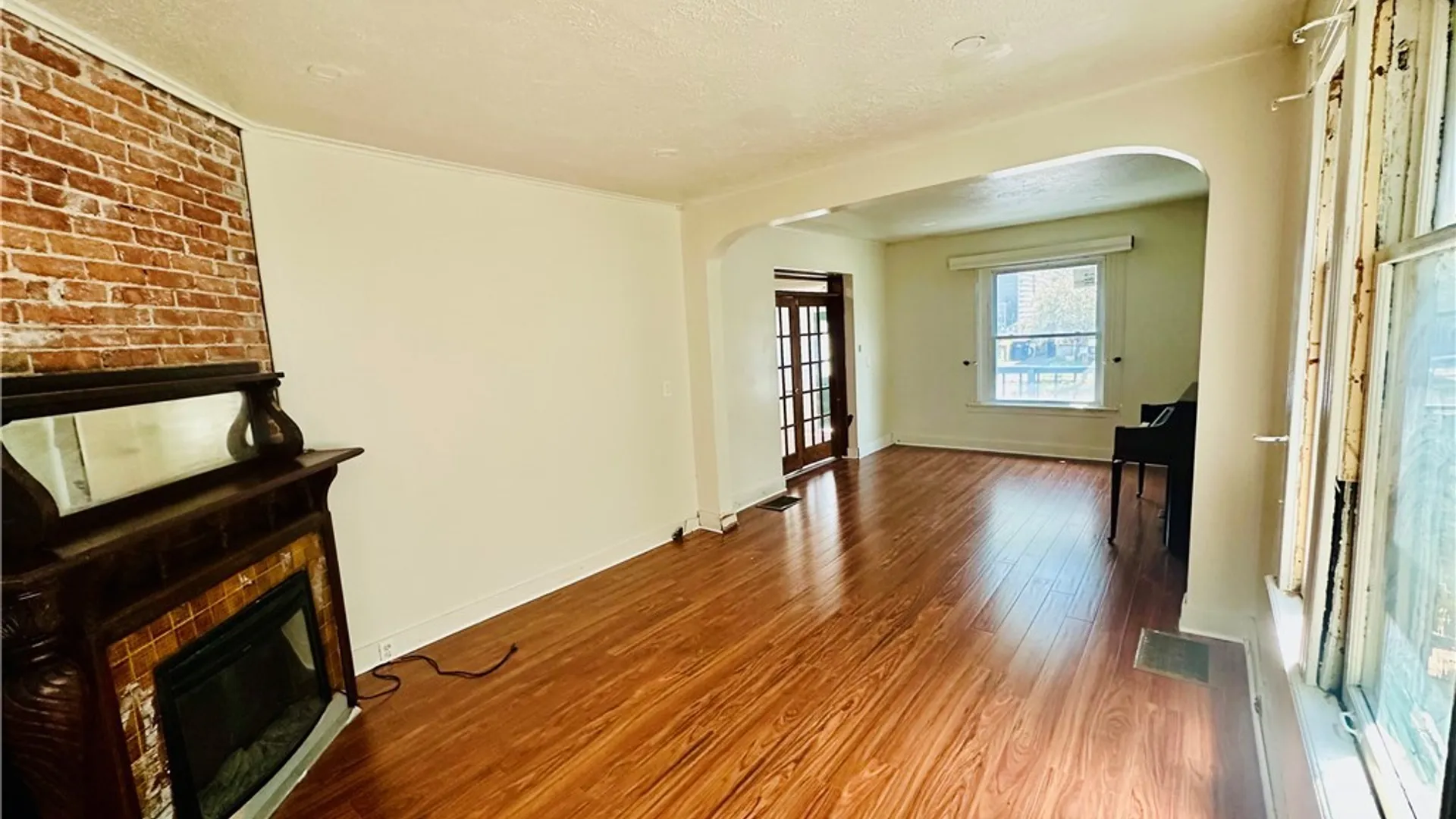 Property at 114 School Street, Buffalo, NY 14213 10