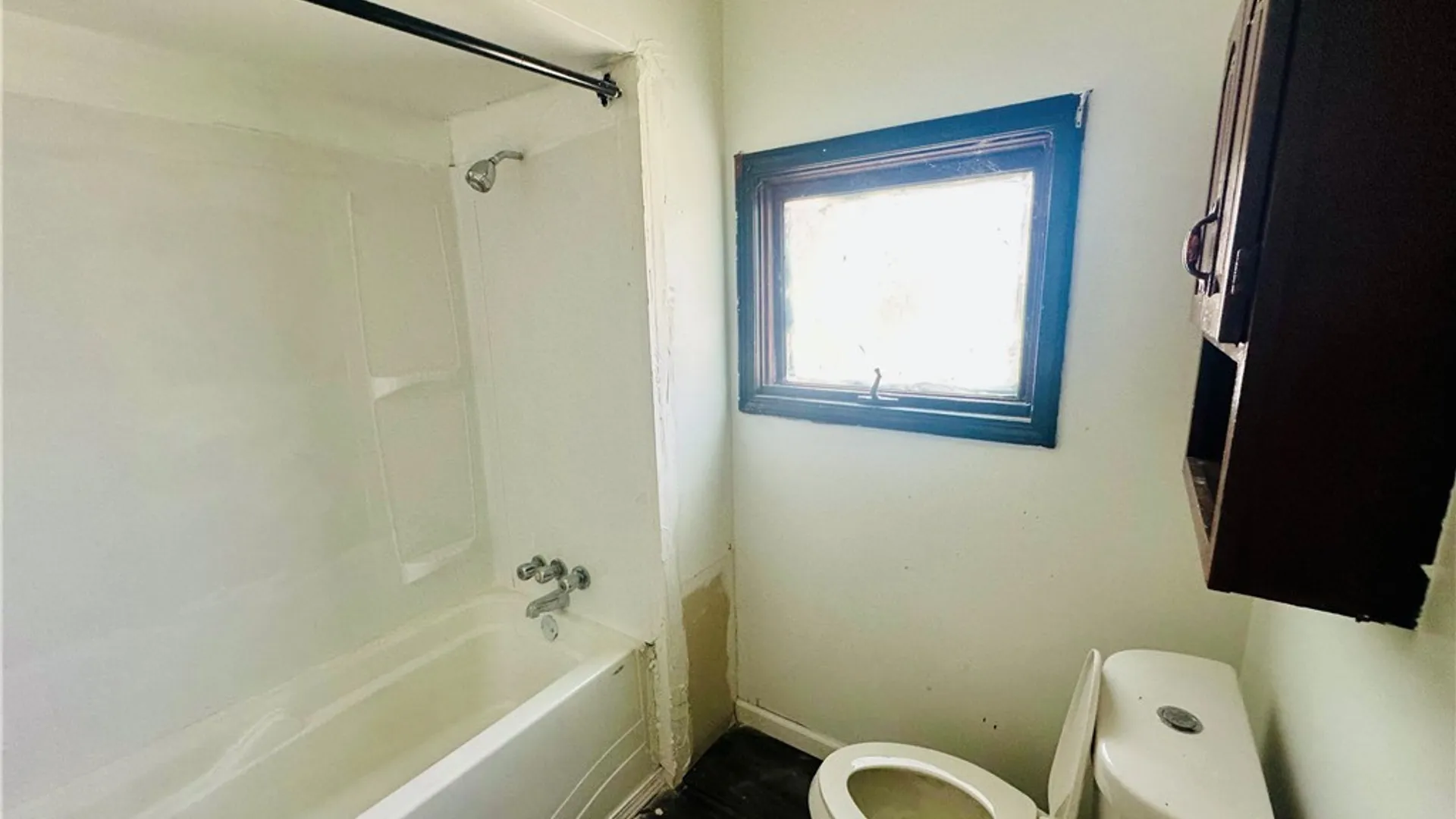 Property at 114 School Street, Buffalo, NY 14213 32