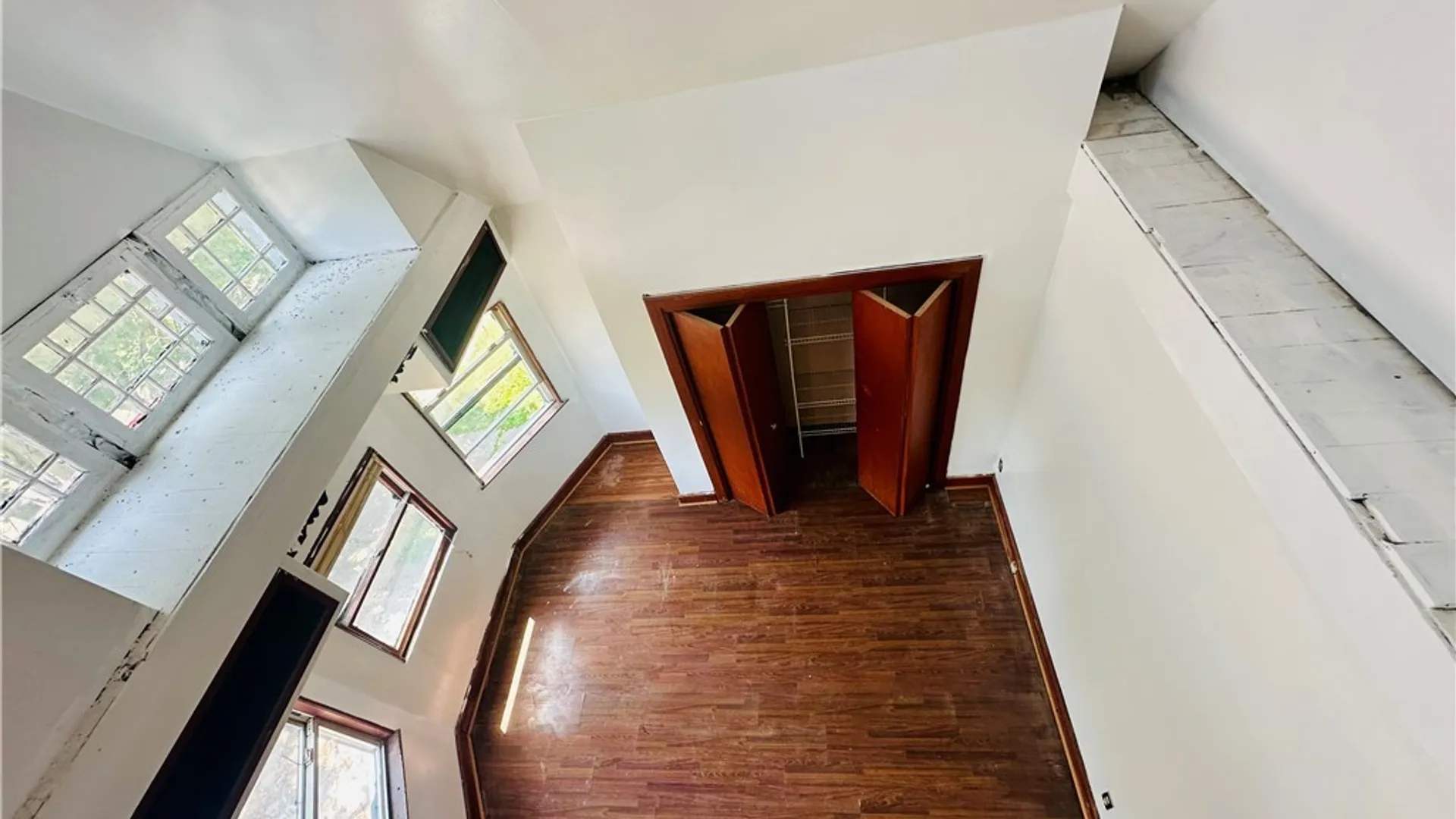 Property at 114 School Street, Buffalo, NY 14213 38