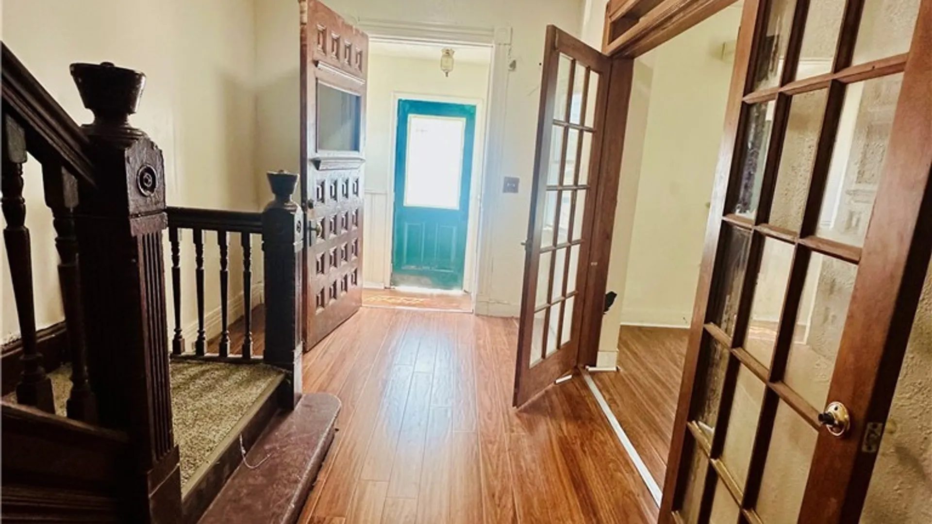 Property at 114 School Street, Buffalo, NY 14213 6