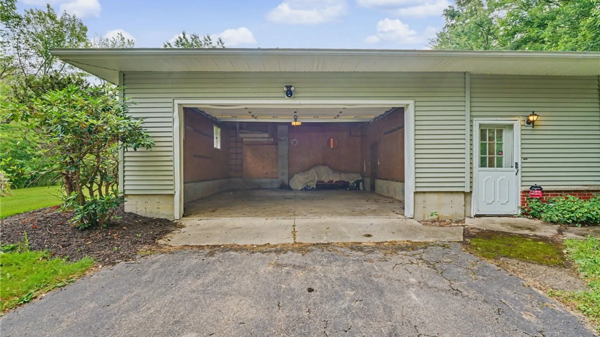 Property at 11209 Walnut Road, Sheridan, NY 14062 9