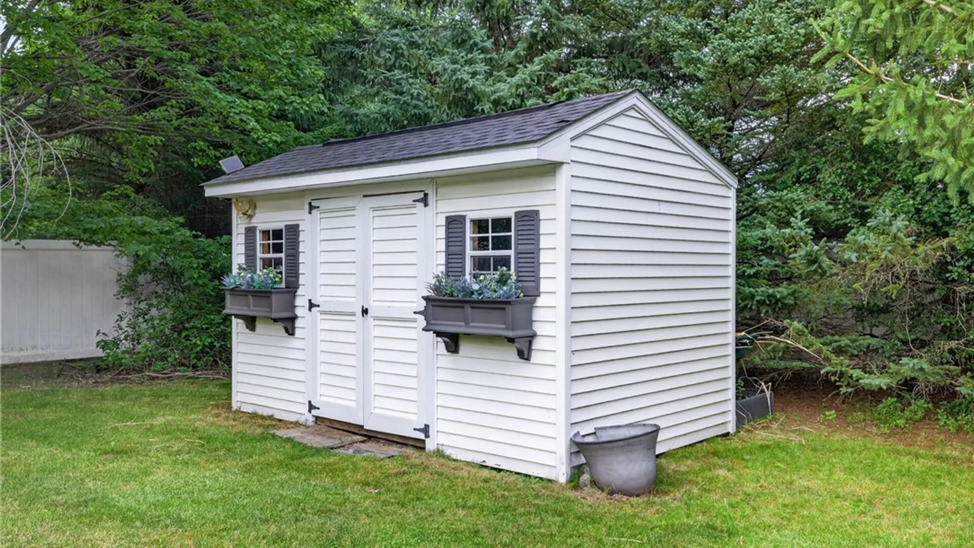 Property at 35 Norwood Lane, Orchard Park, NY 14127 45