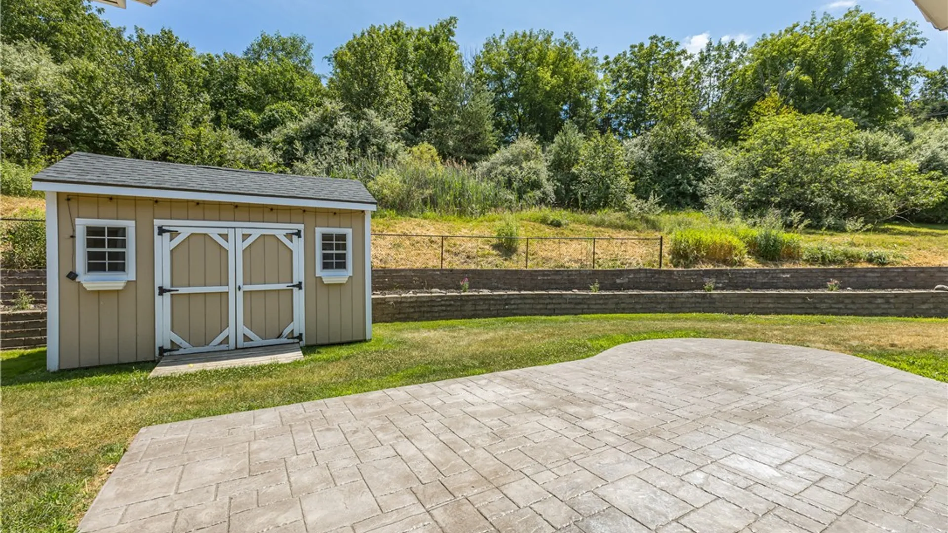 Property at 7359 Sachem Trail, Victor, NY 14564 4