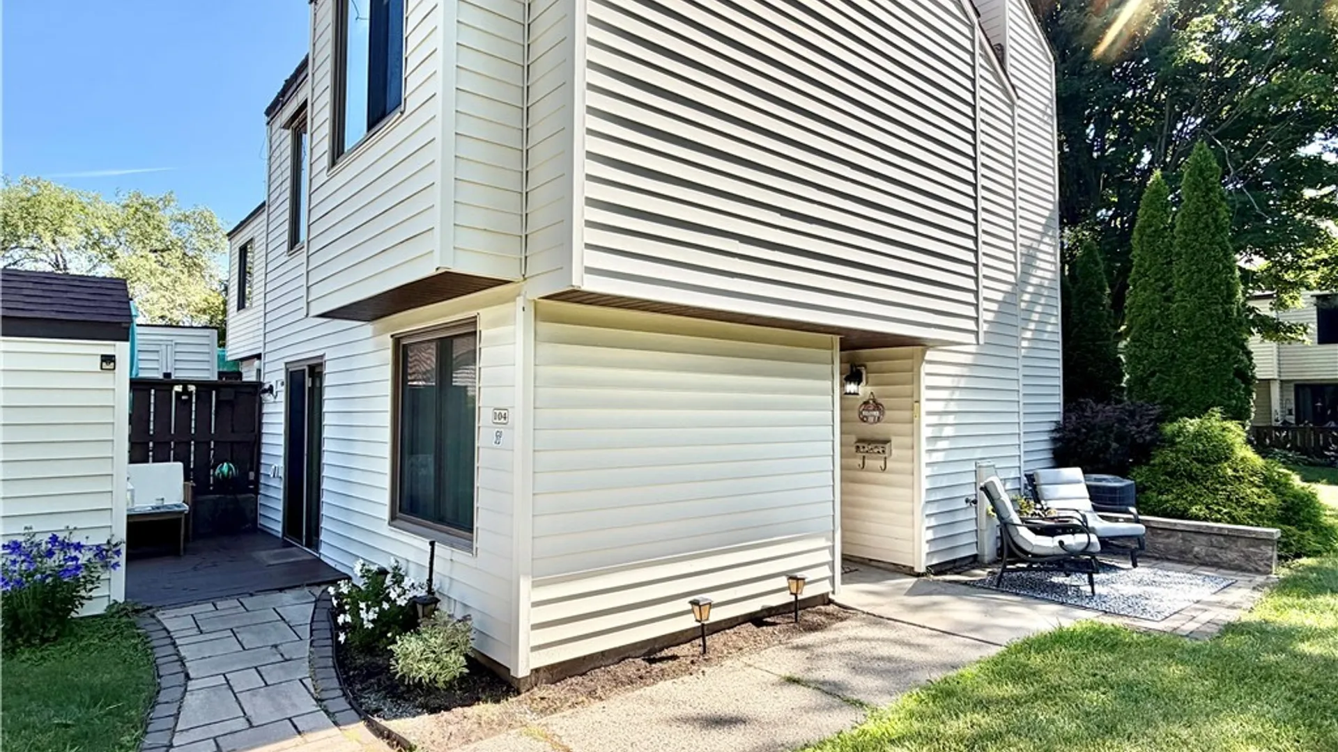 Property at 104 Harwinton Court, Camillus, NY 13031 24