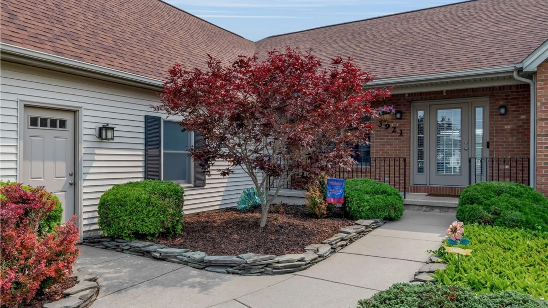 Property at 3921 Wildwing Drive, Wheatfield, NY 14120 7