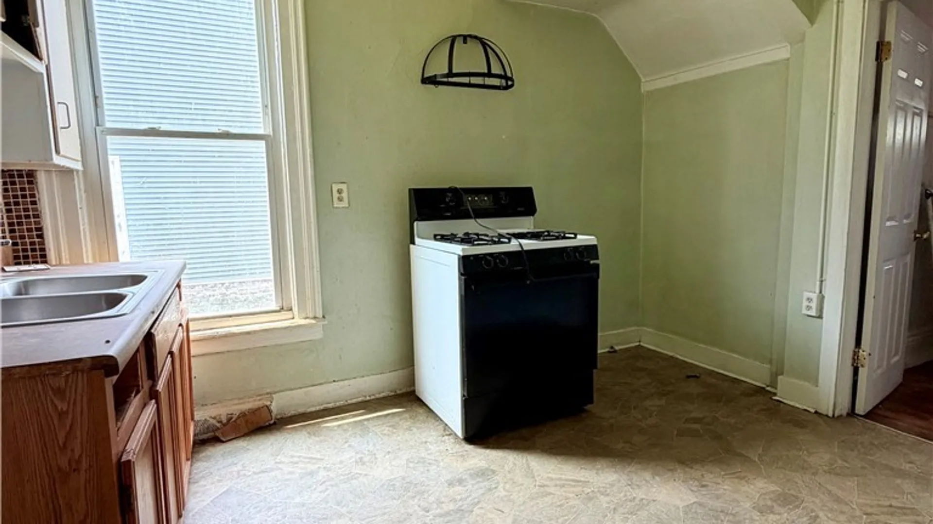 Property at 45 York Street, Buffalo, NY 14213 45