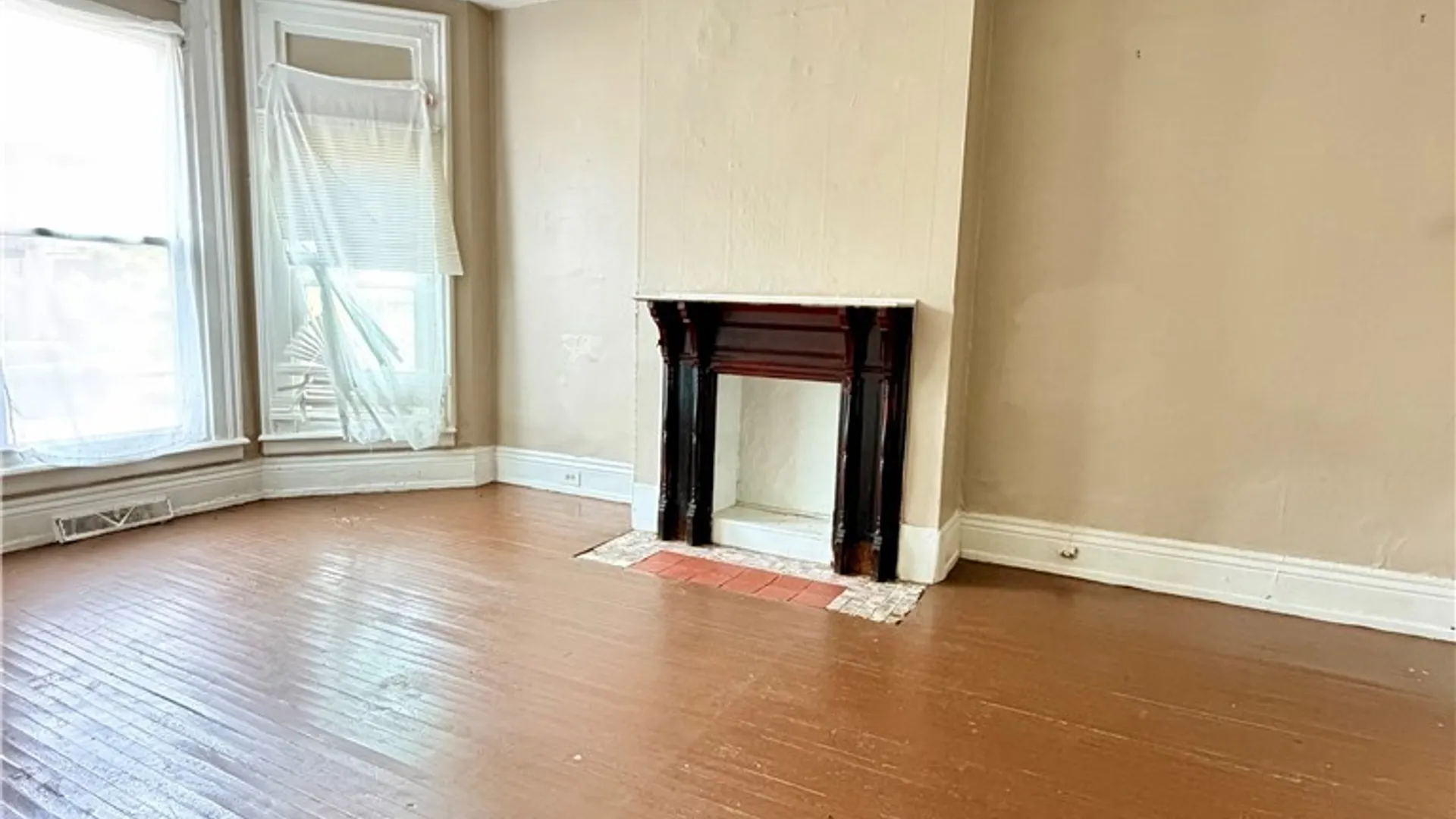 Property at 45 York Street, Buffalo, NY 14213 47