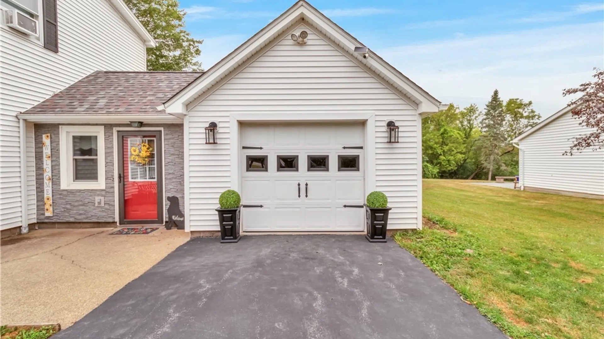 Property at 5490 Chestnut Ridge Road, Orchard Park, NY 14127 6