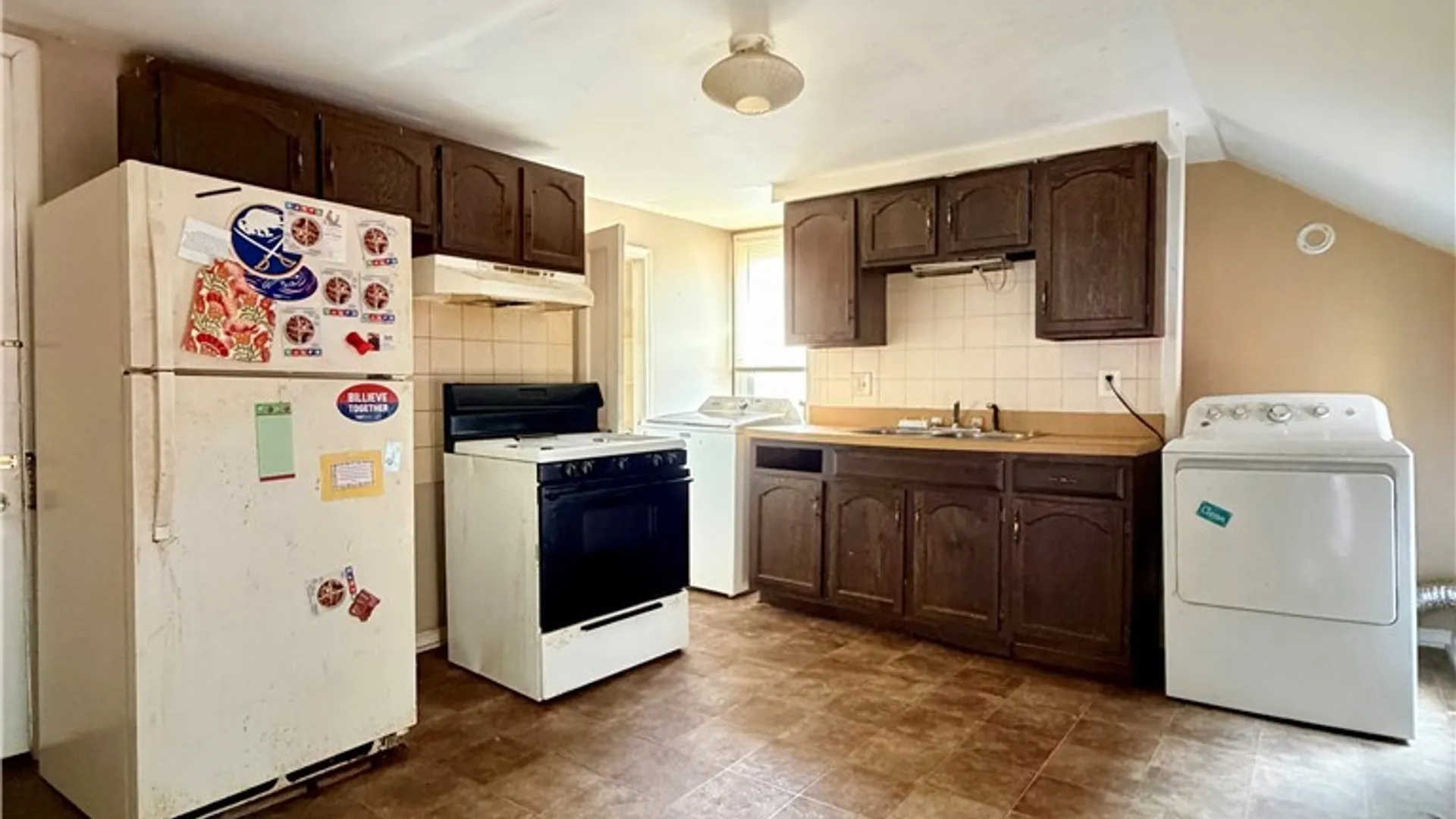 Property at 61 York Street, Buffalo, NY 14213 9