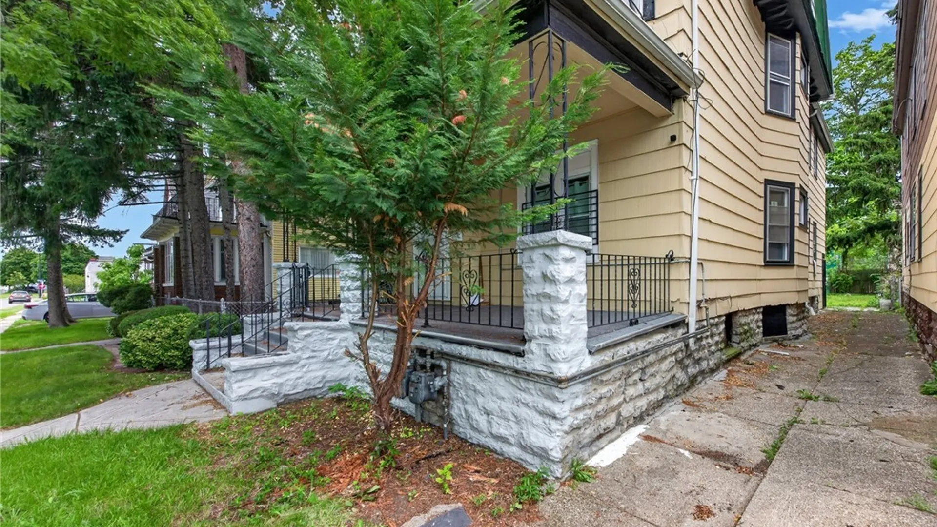 Property at 400 Winslow Avenue, Buffalo, NY 14211 35