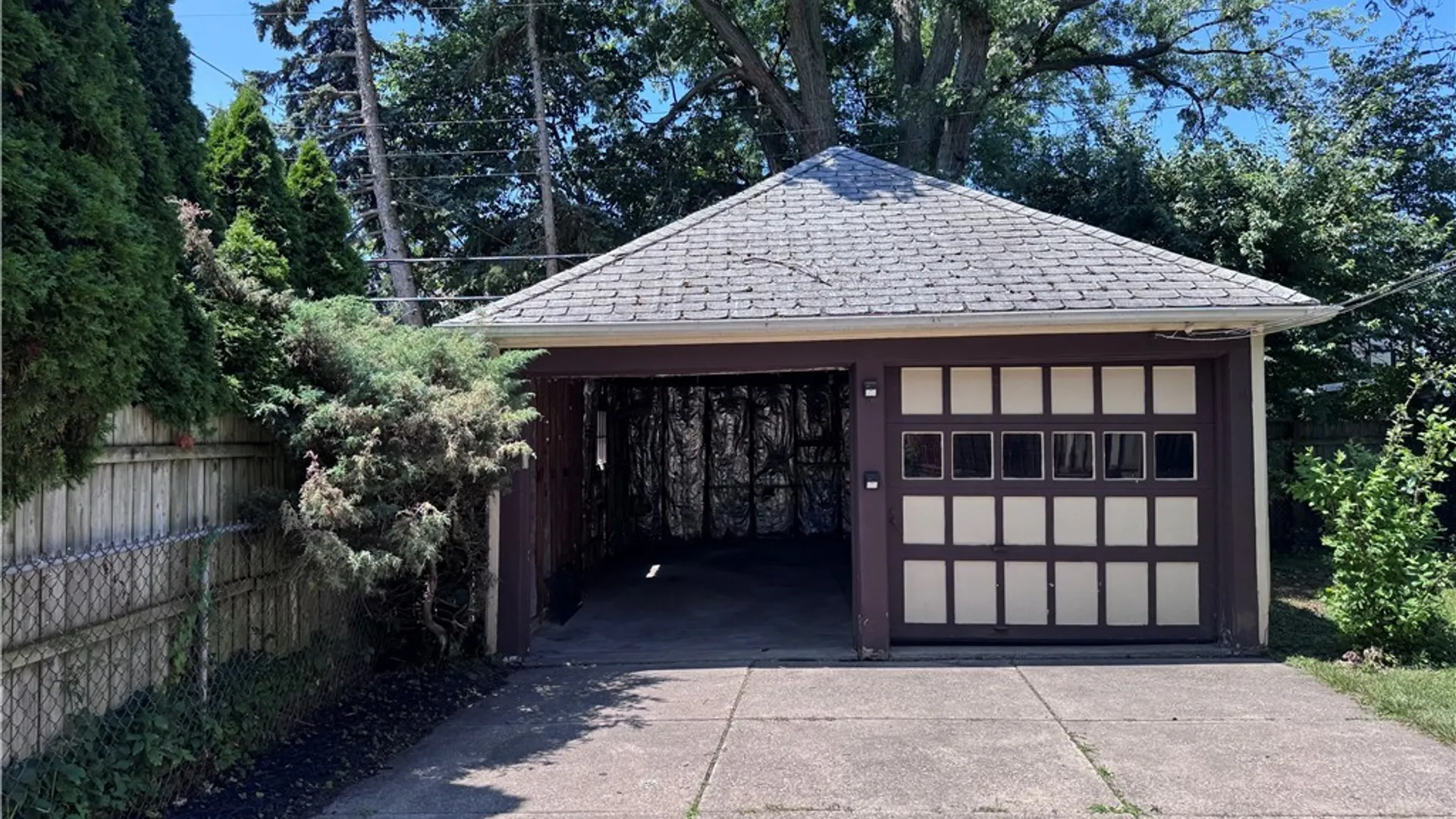 Property at 132 Niagara Falls Boulevard, Buffalo, NY 14214 7