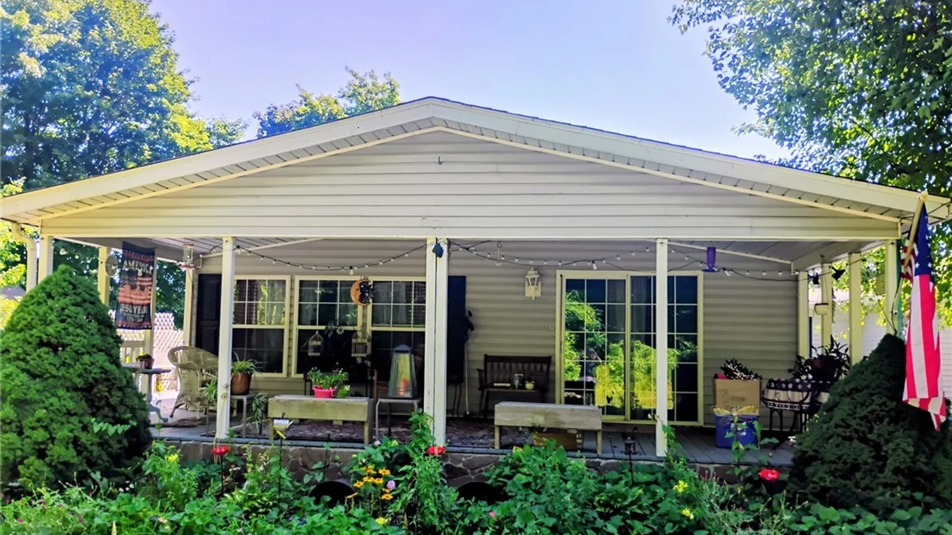 Property at 1407 Breeze Way, Newfane, NY 14108 2